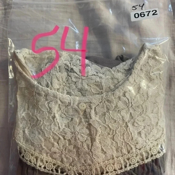 Umgee Womens Beige top with Ivory colored lace design on shoulders and sleeves. - Picture 11 of 11